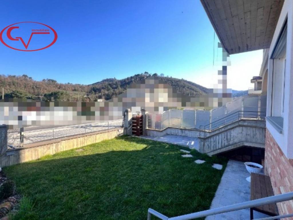 Appartamento a Montevarchi in Strada Provinciale di Mercatale - Foto 5