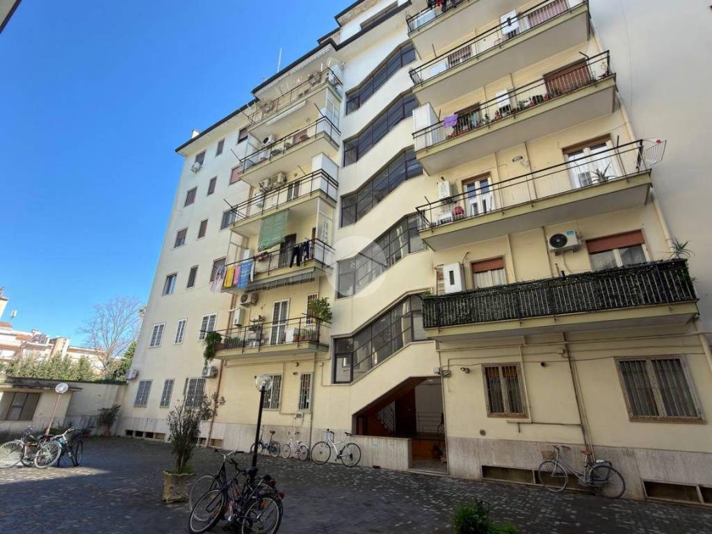 Appartamento a Caserta in Via Roma, 143 - Foto 2