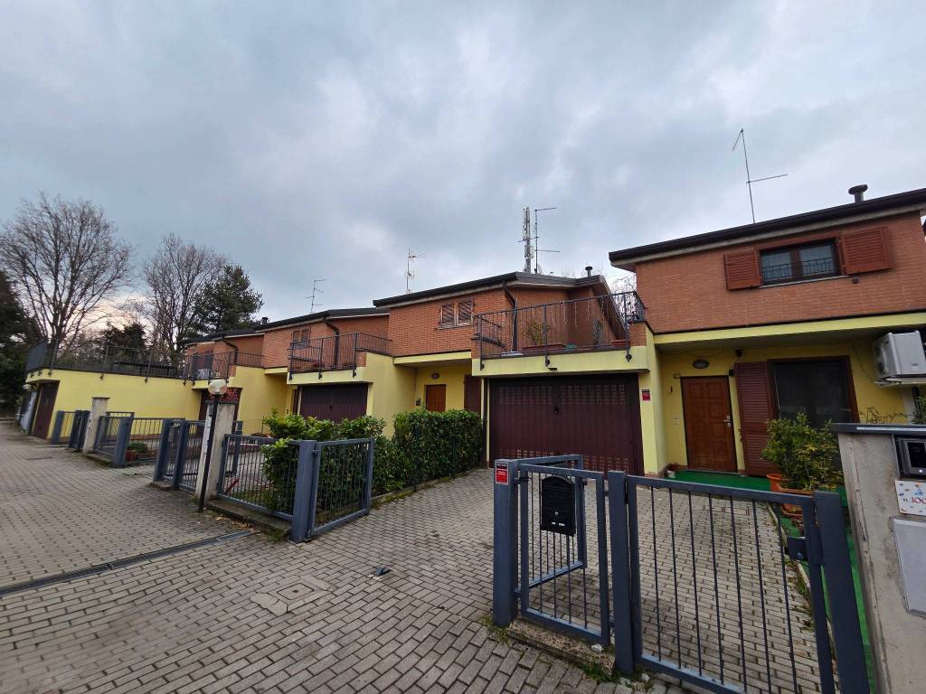 Villetta a schiera a Gerenzano in Via Rovello, 100 - Foto 2