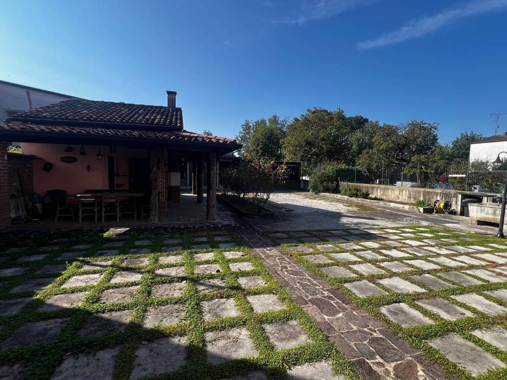 Casa indipendente a Castiglione delle stiviere - Foto 3