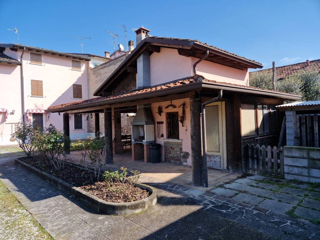 Casa indipendente a Castiglione delle stiviere - Foto 4