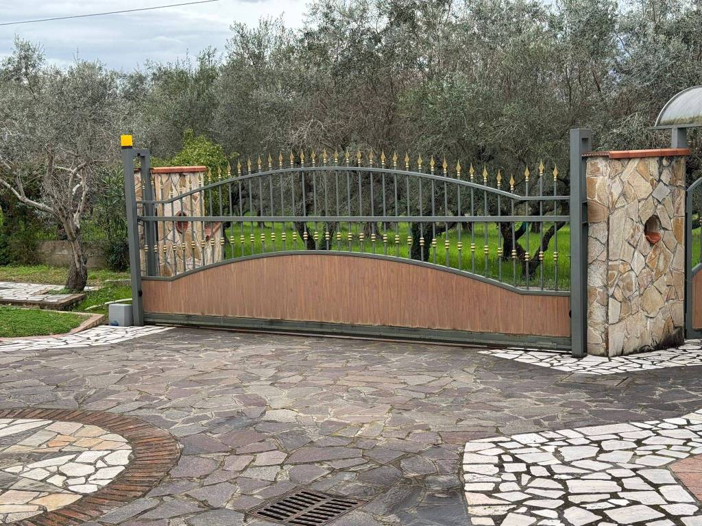 Villa a Eboli in Via Bertrando Spaventa - Foto 4