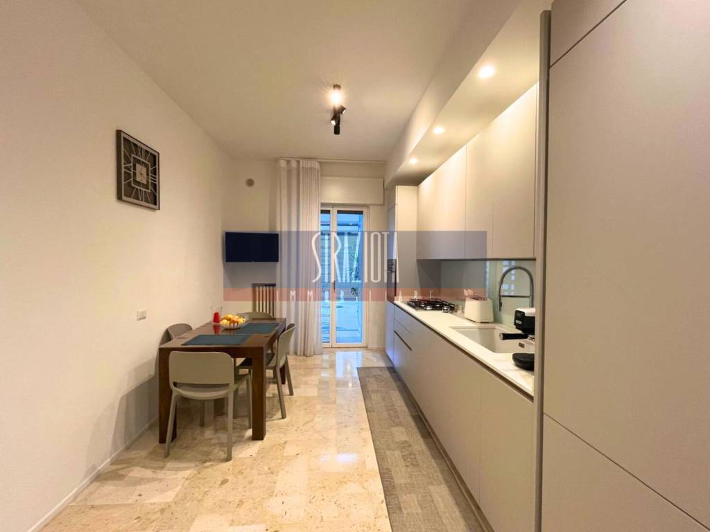 Appartamento a Modugno in Corso Vittorio Emanuele, 7 - Foto 2