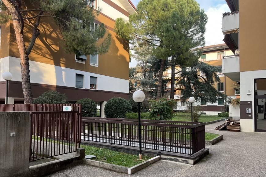 Appartamento a Verona in Via Italo Montemezzi - Foto 3