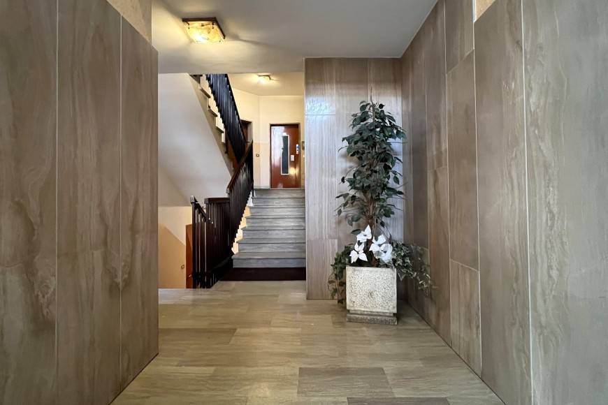 Appartamento a Verona in Via Italo Montemezzi - Foto 5