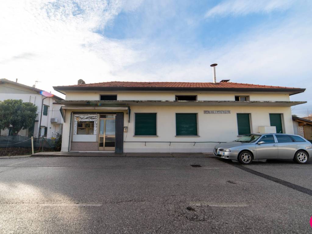 Immobile a Fontanafredda in Via Giosuè Carducci - Foto 2