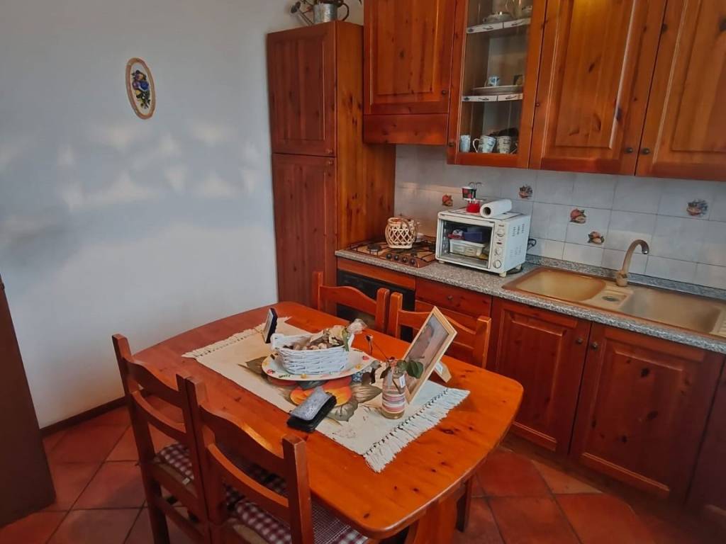 Villa a Trecate in Via Po - Foto 4
