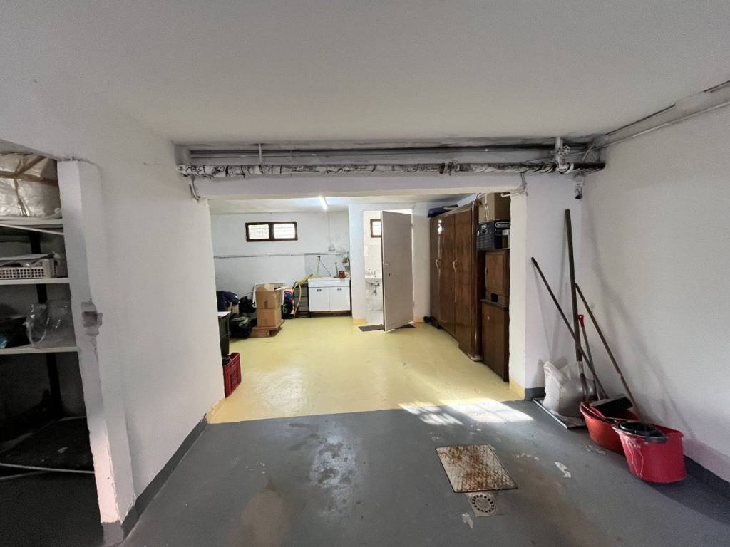 Box / garage a Bologna in Via Cesare Pavese - Foto 3