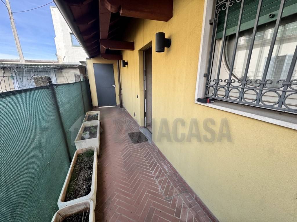 Appartamento a Gallarate in Via degli Orsini - Foto 2