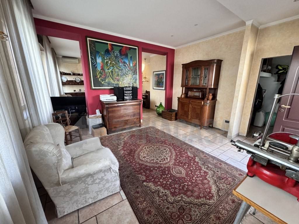 Appartamento a Gallarate in Via degli Orsini - Foto 4