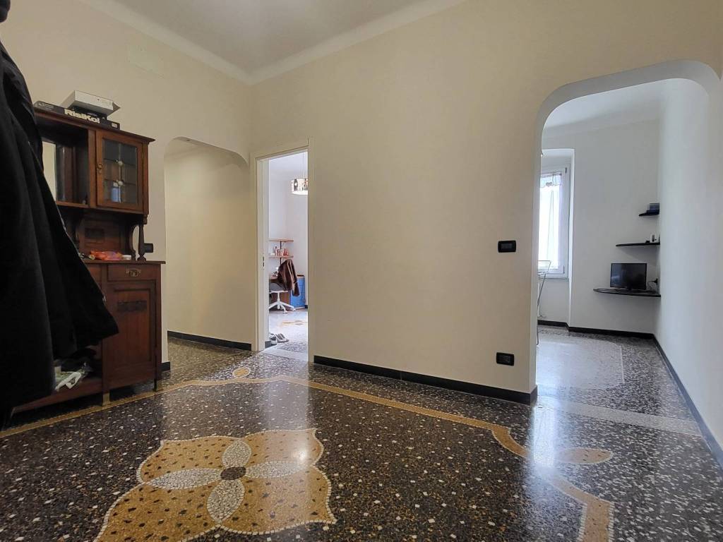 Appartamento a Genova in Via Giovanni Torti, 29 - Foto 2