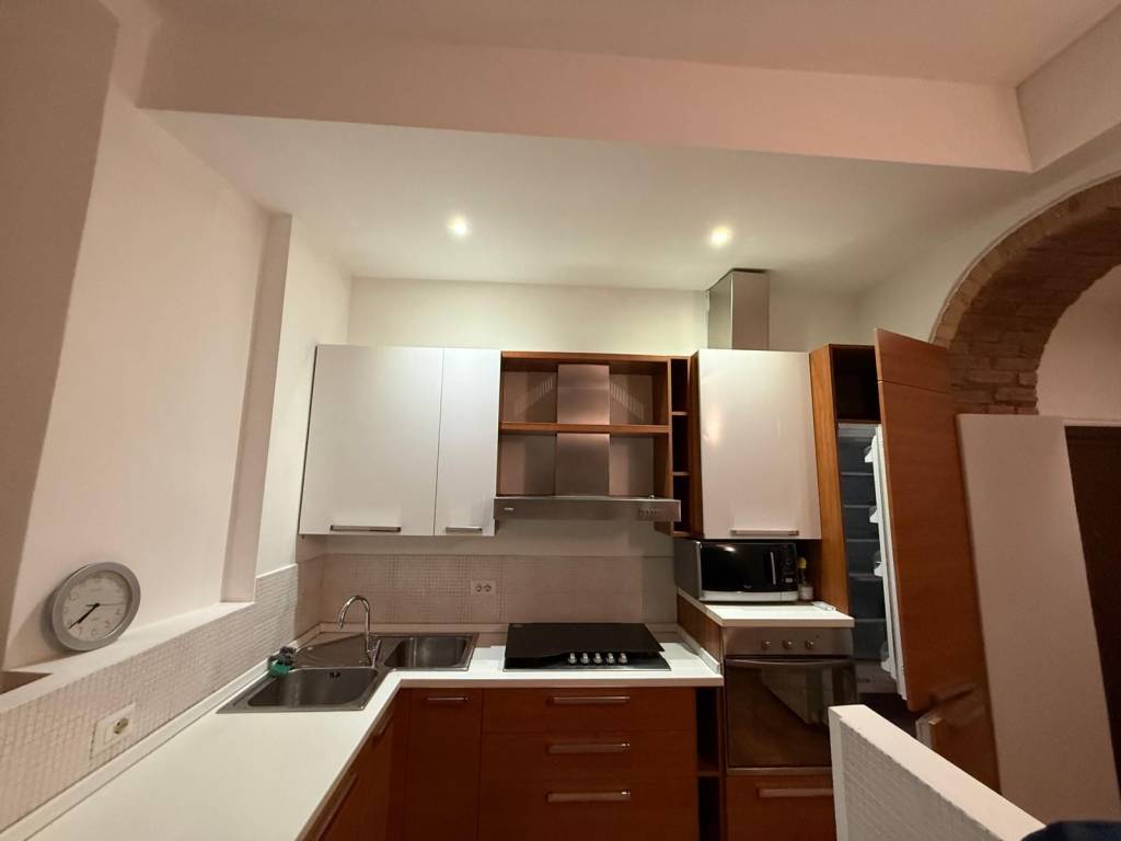 Appartamento a Como in Via Carloni, 18 - Foto 5