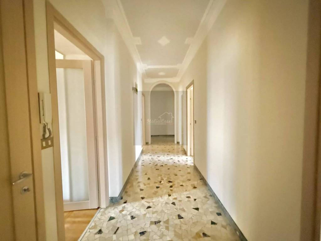 Appartamento a Biella in Via Pietro Micca, 14 - Foto 2