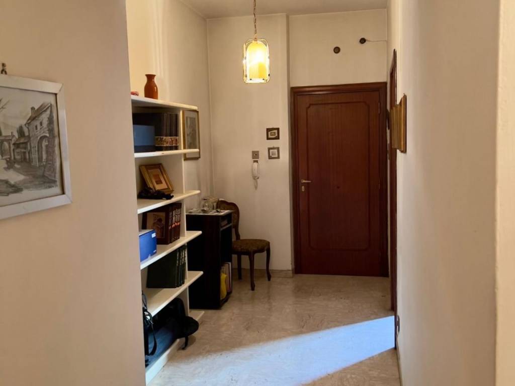 Appartamento a Terni in Piazza Vincenzo Cuoco - Foto 2