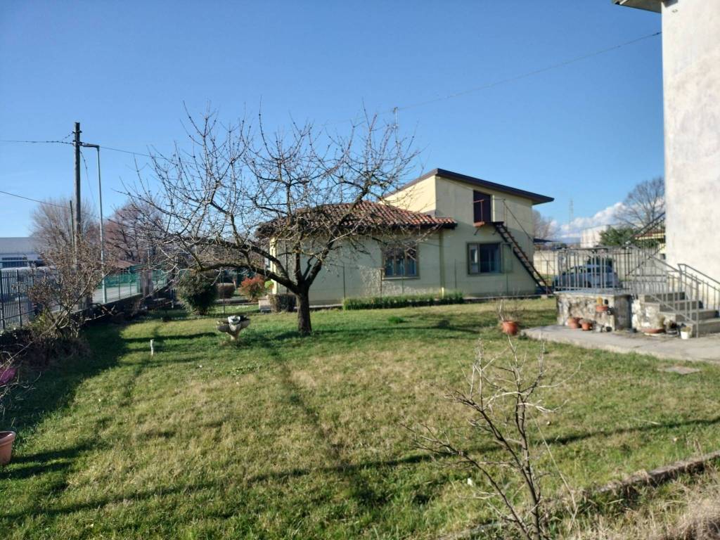 Casa indipendente a Villesse in Via Isonzo, 63 - Foto 2