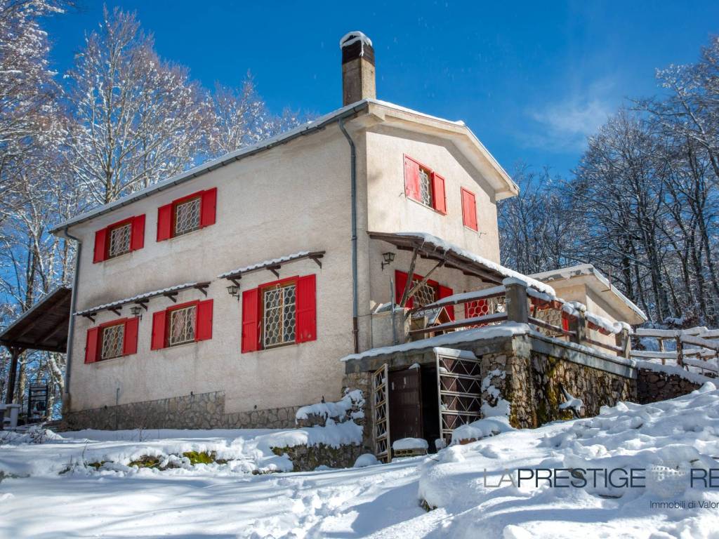 Villa a Tagliacozzo in Via Santa Maria - Foto 2