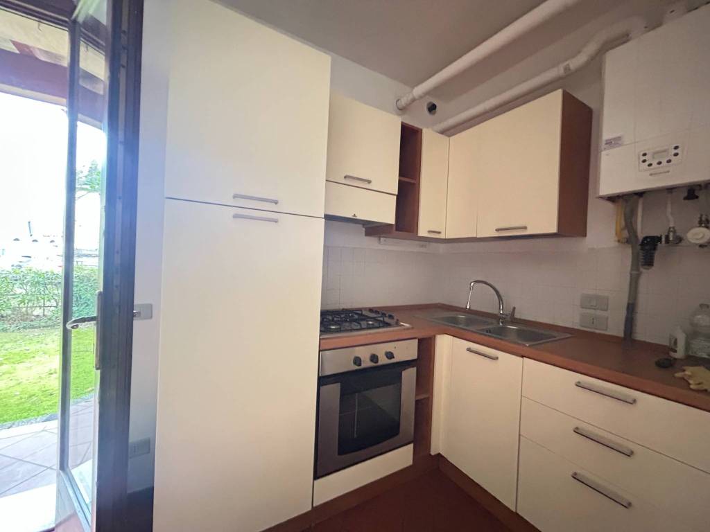 Appartamento a San felice del benaco in Via Giuseppe Garibaldi - Foto 5
