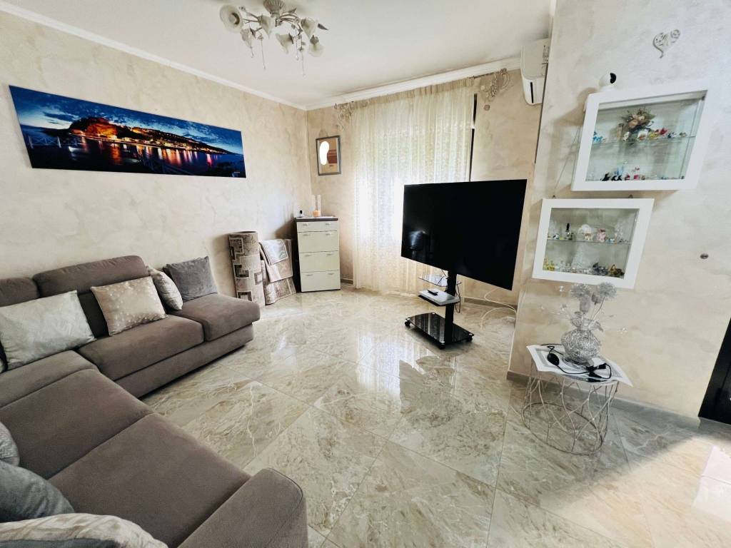 Appartamento a Pizzo in Contrada Sant'Antonio, 57 - Foto 4