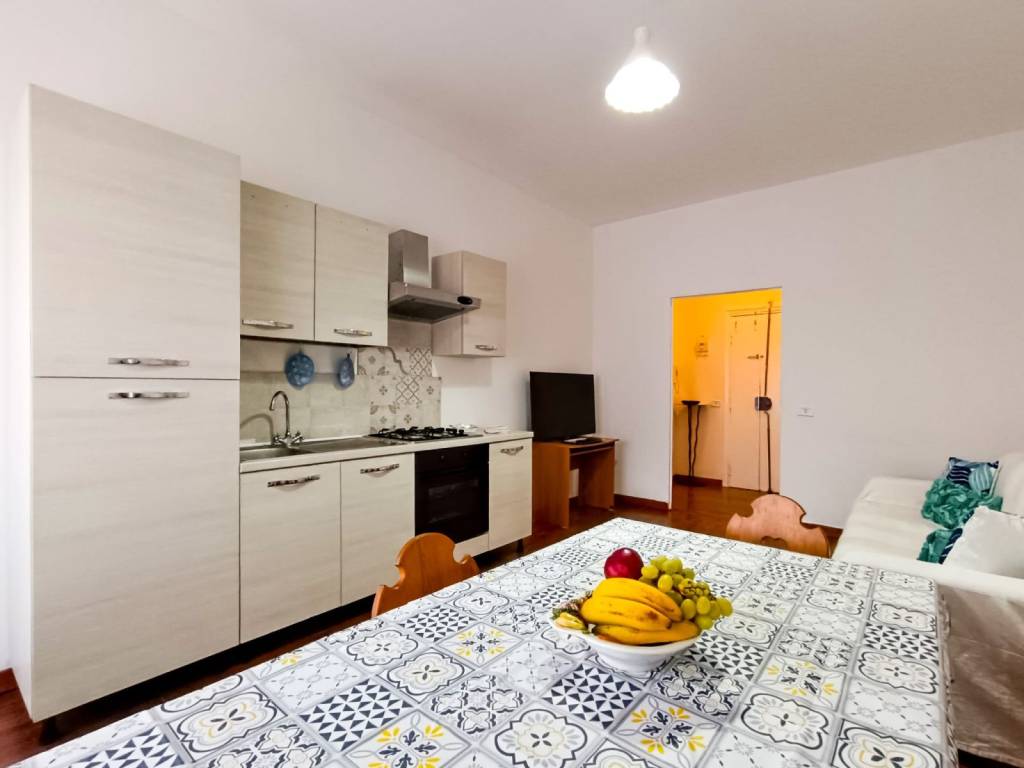 Appartamento a Pomezia in Via La Spezia - Foto 3