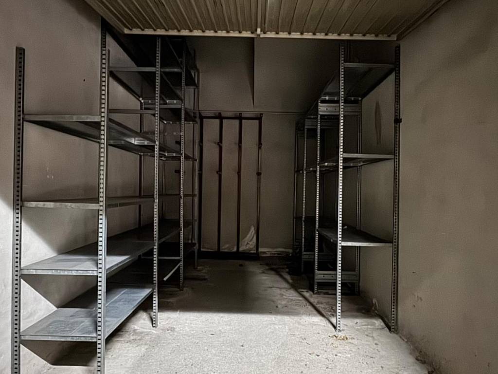 Box / garage a Aosta in Via Monte Emilius, 7 - Foto 4