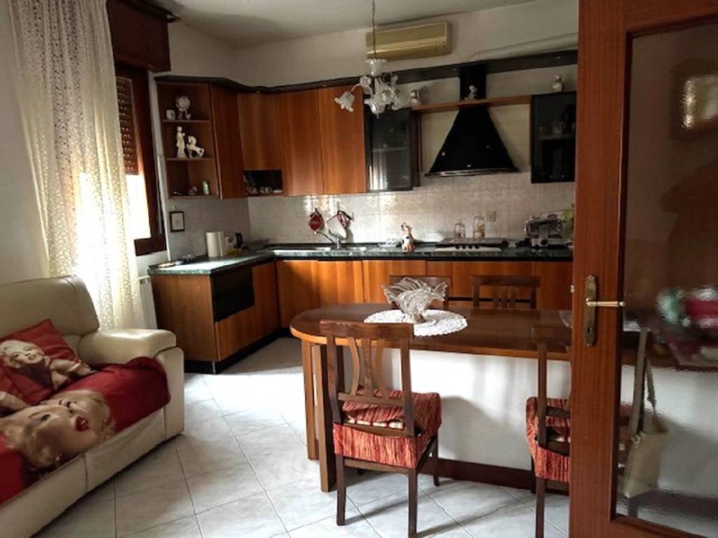 Casa indipendente a San pietro in casale in Via Giacomo Brodolini, 5 - Foto 5