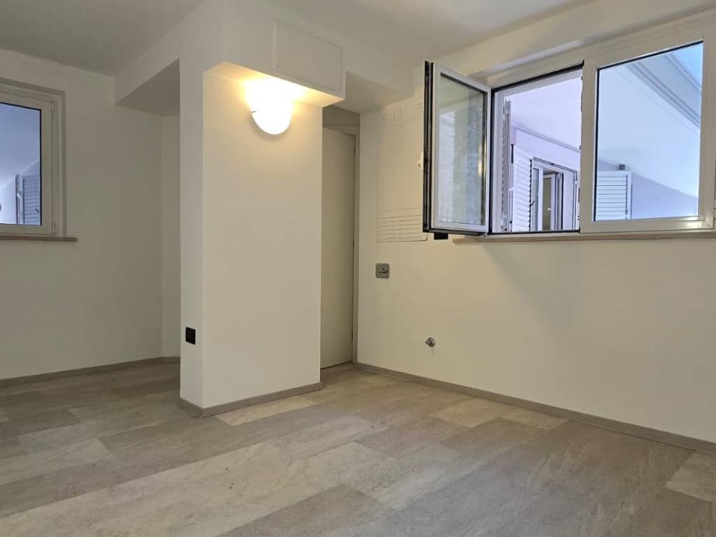 Appartamento a Pescara in Viale Regina Margherita - Foto 4