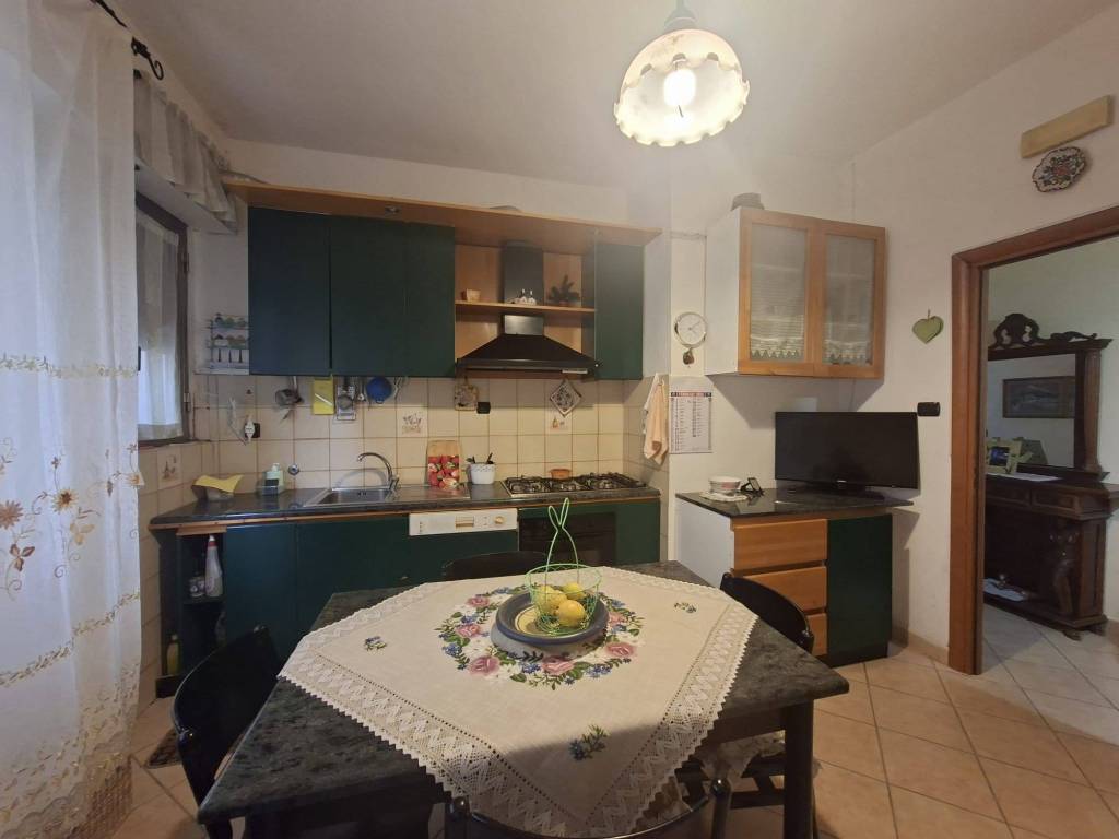 Appartamento a Catanzaro in Via Vincenzo Bellini, 3 - Foto 4