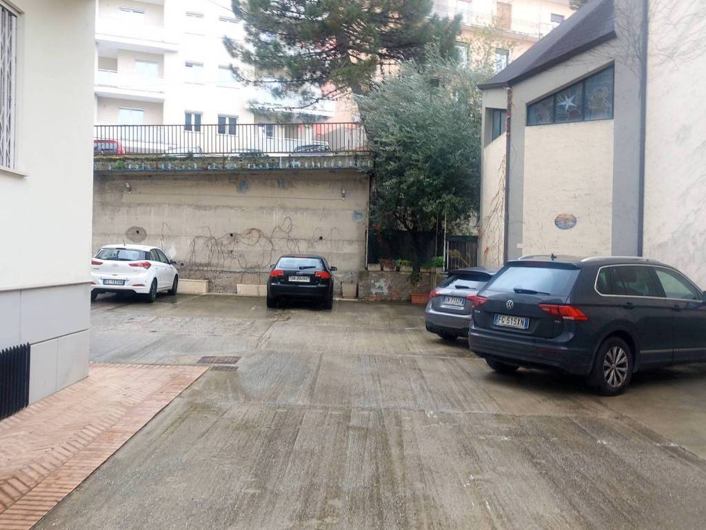 Appartamento a Catanzaro in Via Antonio Broussard - Foto 2