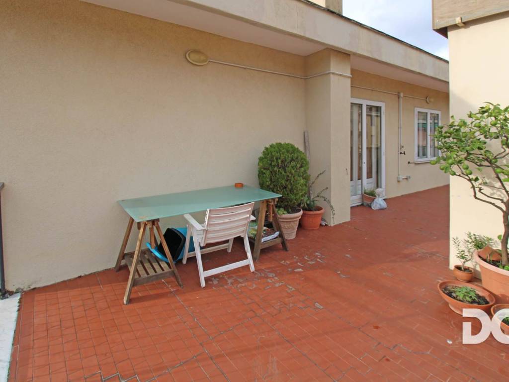 Appartamento a Genova in Via Sinibaldo Scorza - Foto 2