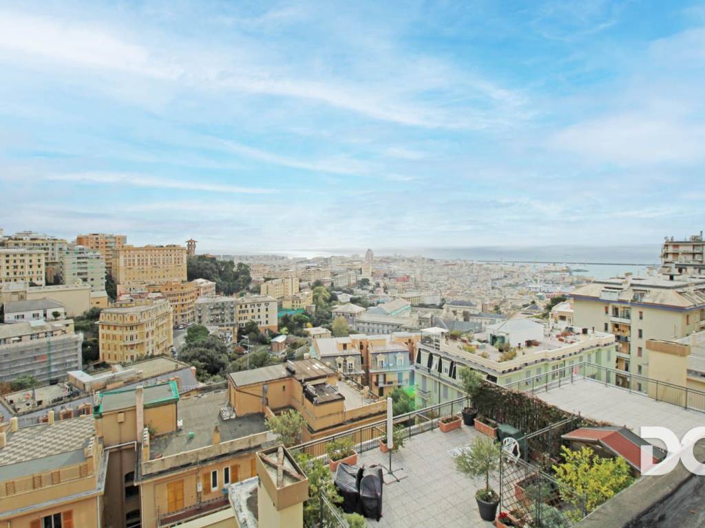Appartamento a Genova in Via Sinibaldo Scorza - Foto 3