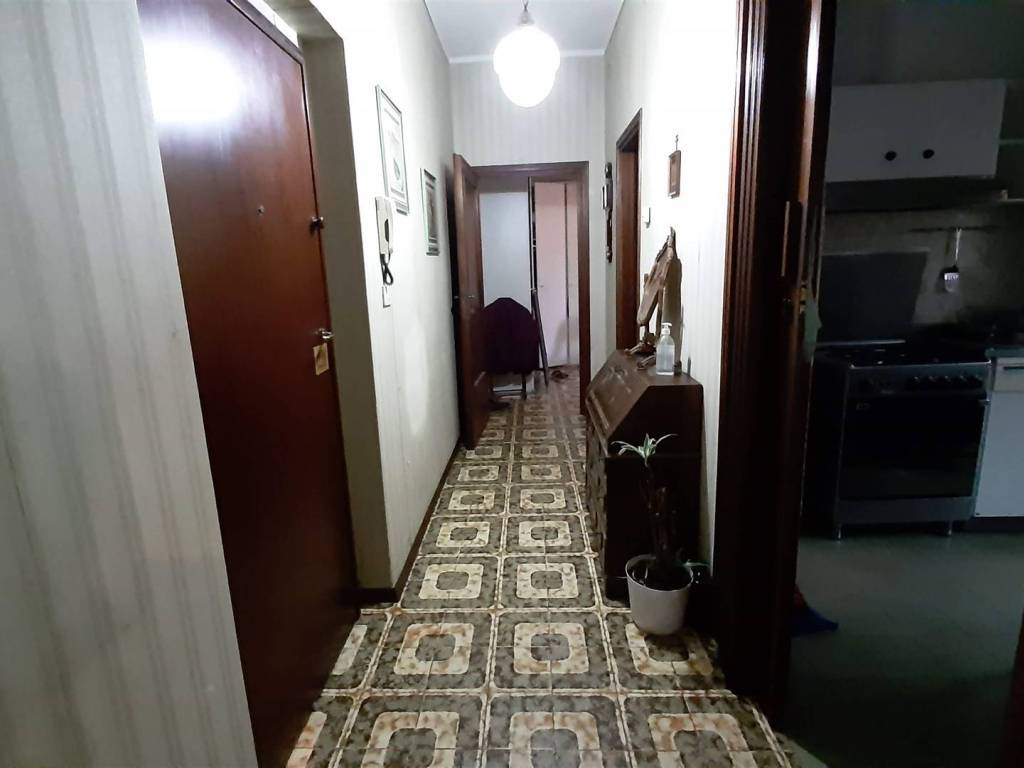 Appartamento a Livorno in VIA GIOLITTI, 13 - Foto 2
