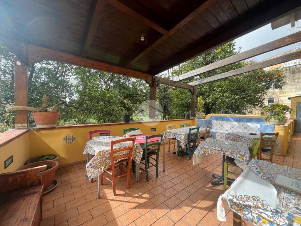 Appartamento a Napoli in Via Bosco di Capodimonte, 101 - Foto 2