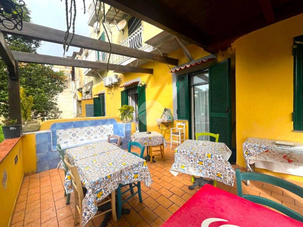 Appartamento a Napoli in Via Bosco di Capodimonte, 101 - Foto 5