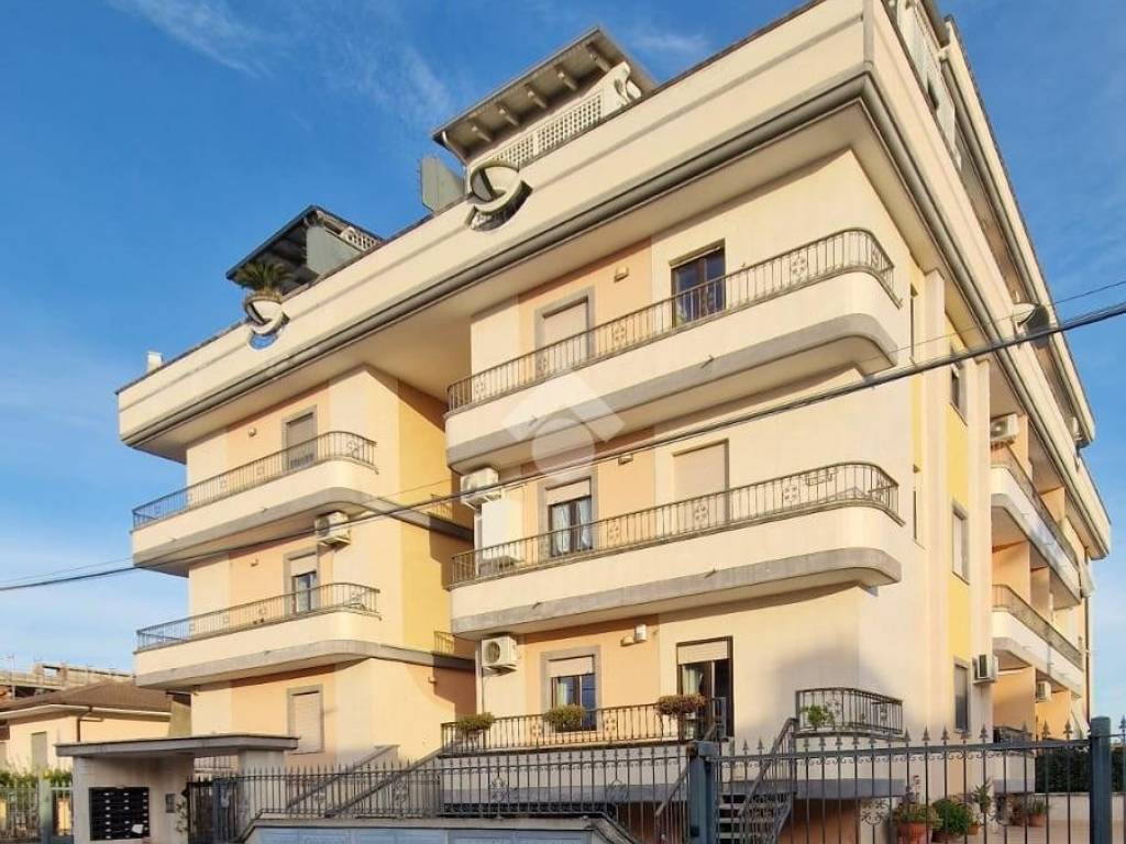 Appartamento a Latina in Via Monte Marano, 20 - Foto 2
