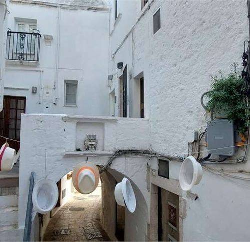 Appartamento a Cisternino in Via Duca D'Aosta 52 - Foto 2