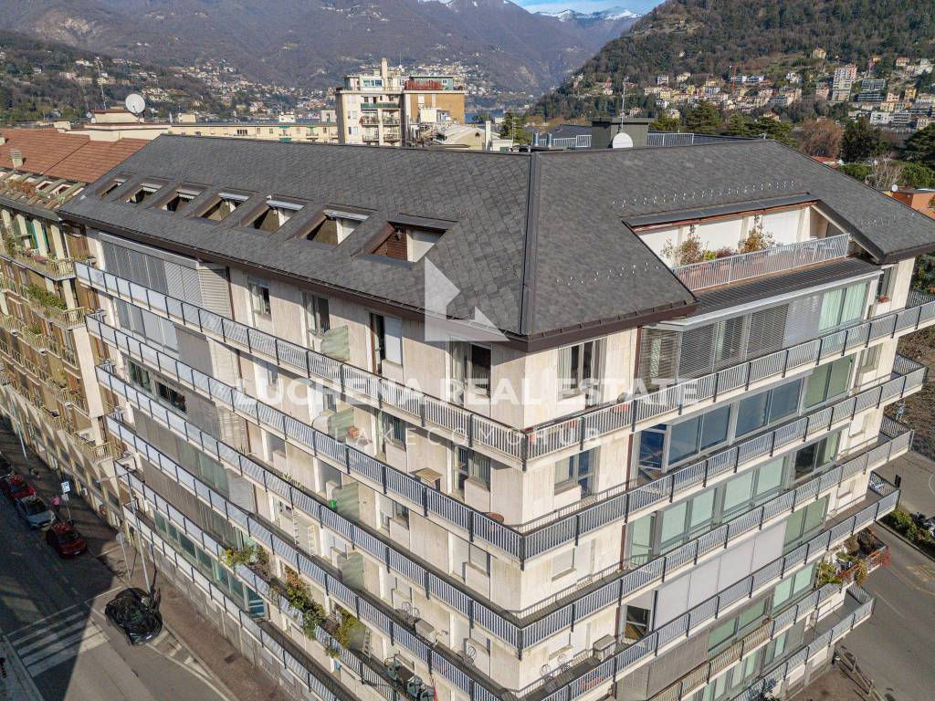 Appartamento a Como in Via Fratelli Recchi, 7 - Foto 2