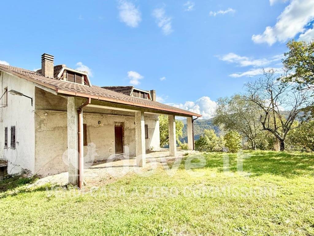 Villa a Rieti in Via Terze, 1 - Foto 2