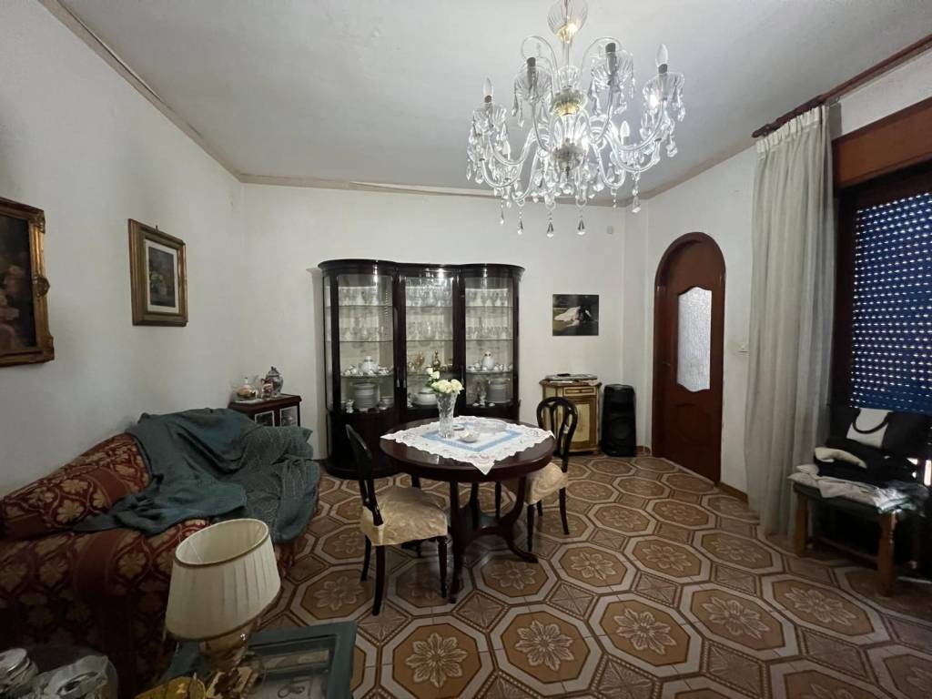 Palazzo / stabile a Villaricca in Via Domenico Fontana - Foto 3