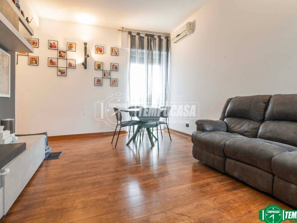 Appartamento a Garbagnate milanese in Via Don Gianola - Foto 4