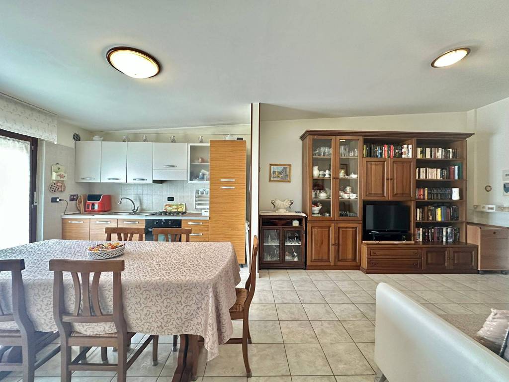 Appartamento a Montesilvano in Via Fosso Foreste - Foto 4