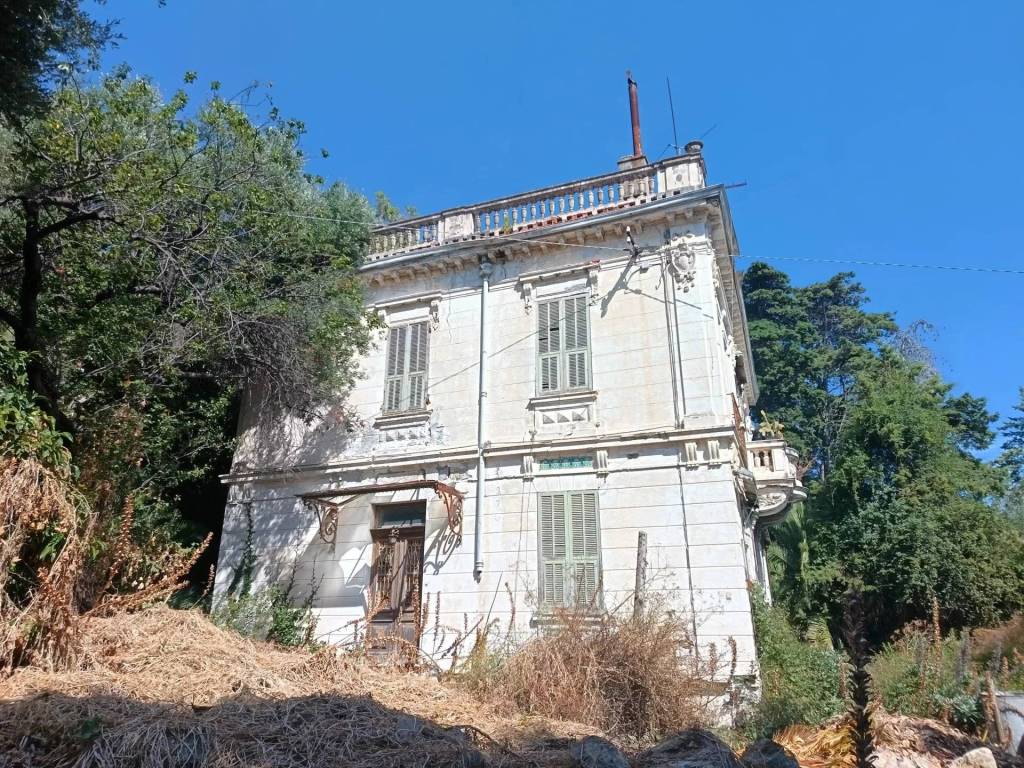 Villa a Ospedaletti in Via Camillo Benso Conte di Cavour - Foto 5