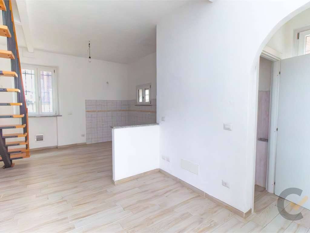 Appartamento a Sumirago in via San Carlo, 2 - Foto 3