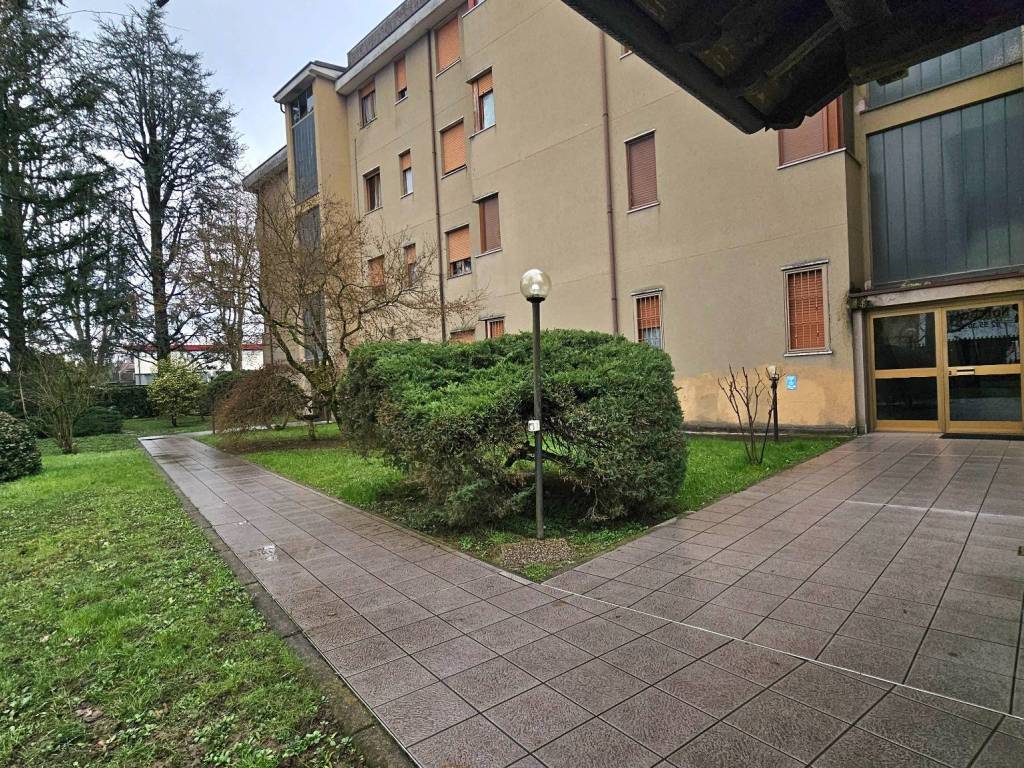 Appartamento a Vimercate in Via Lecco - Foto 2