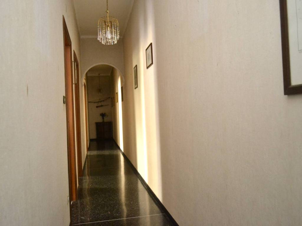 Appartamento a Genova in Via Giovanni Daneo, 20 - Foto 5