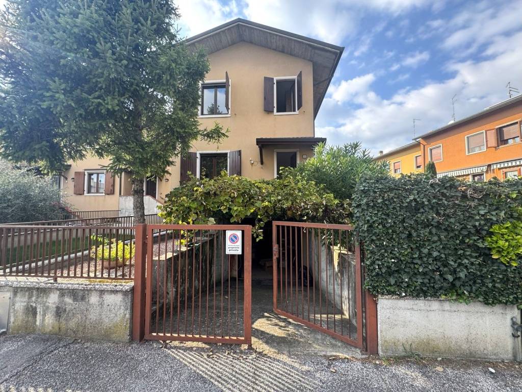 Villa a Soave in Corso Vittorio Emanuele II - Foto 3