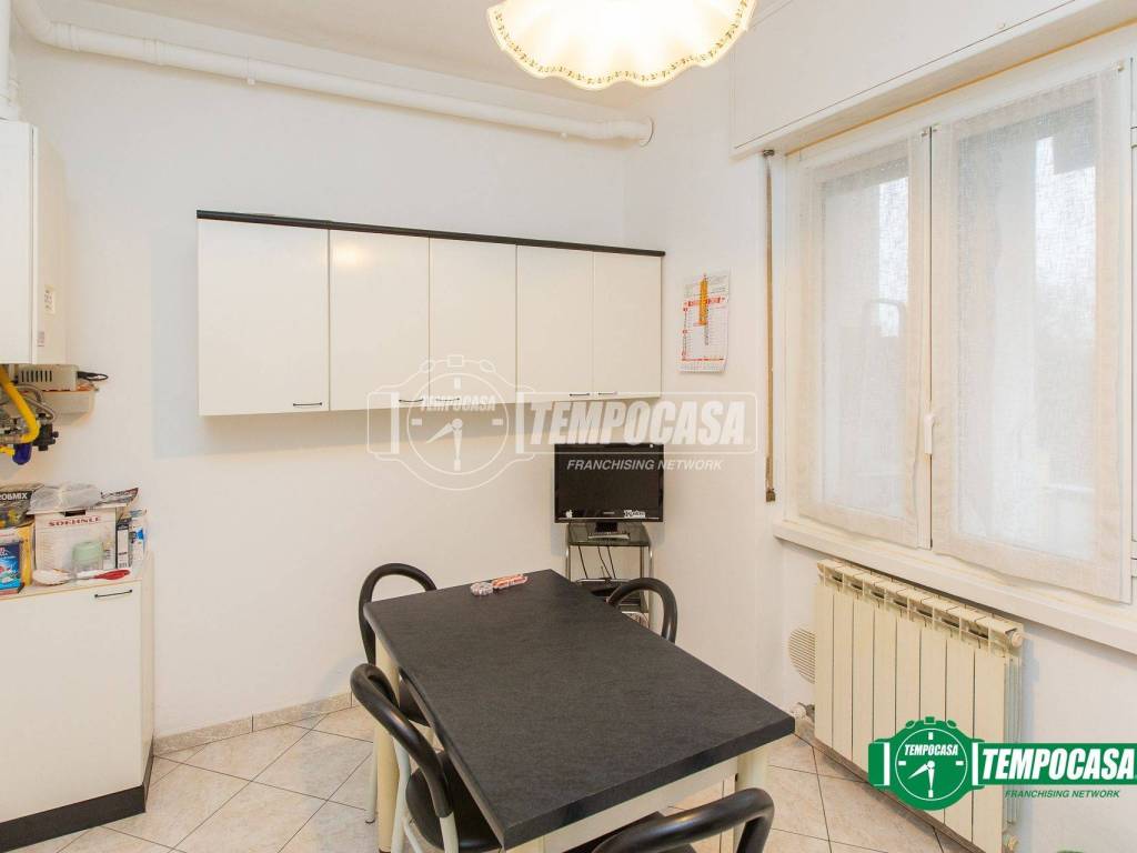 Appartamento a Busto arsizio in Via Francesco Ferrer 49 - Foto 5