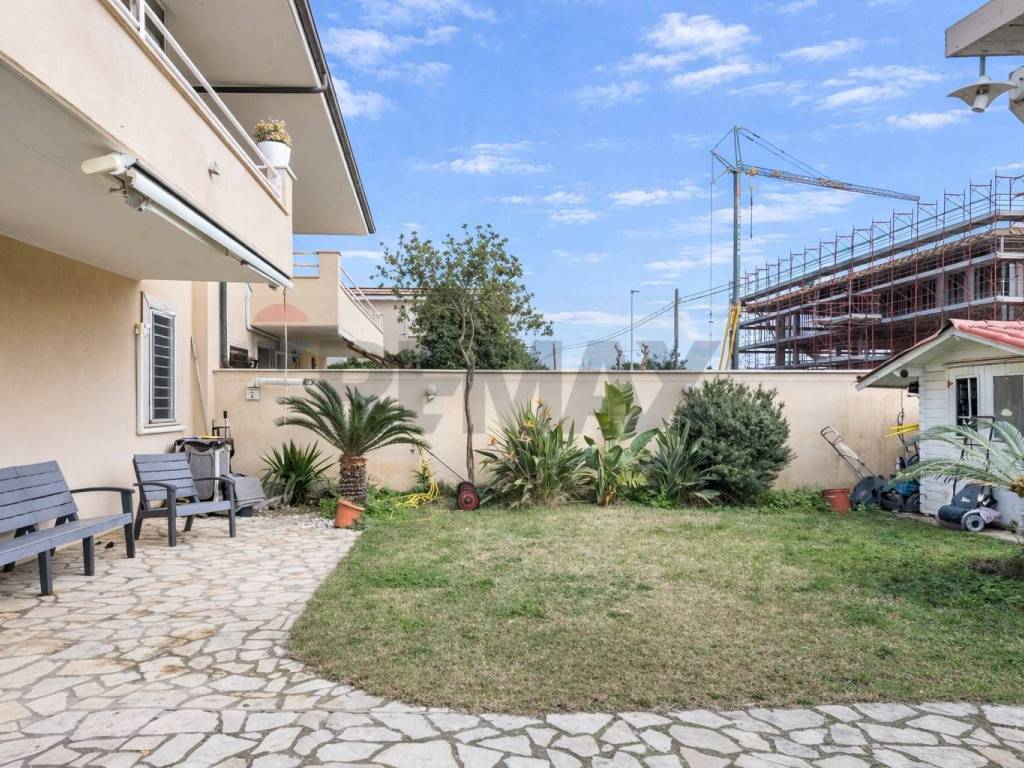 Appartamento a Fiumicino in Via Ulderico De Cesaris, 34 - Foto 4