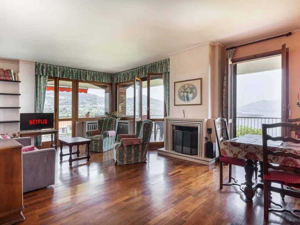 Appartamento a Arona in Via Ghevio - Foto 4