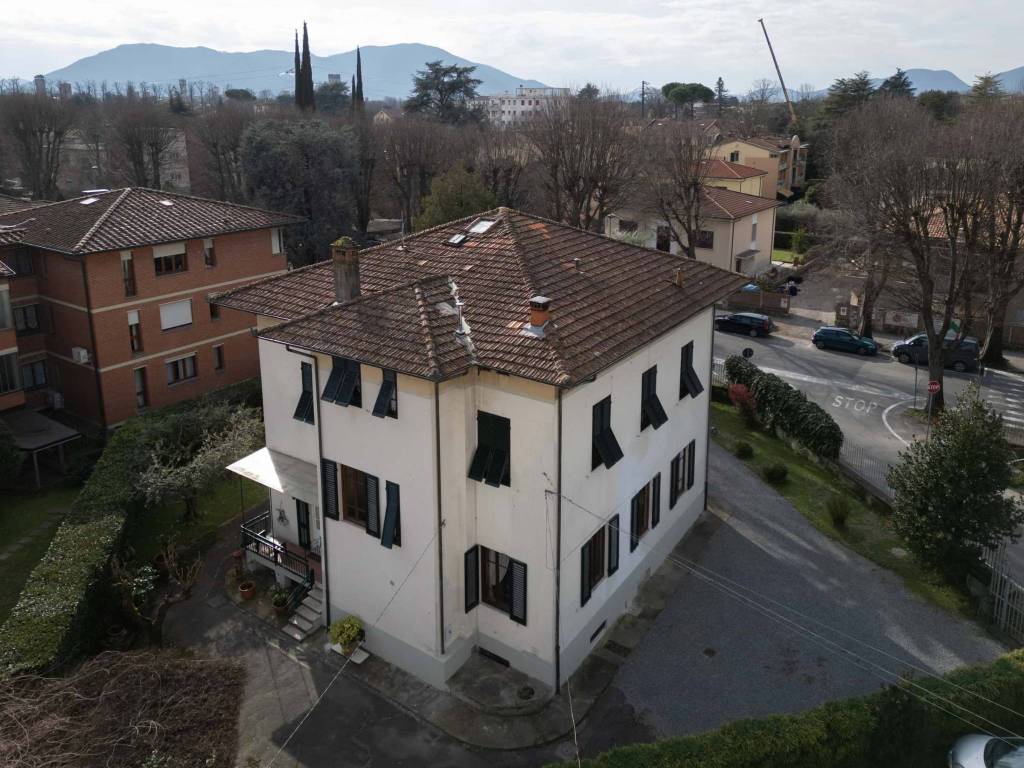 Appartamento a Lucca in Via Jacopo della Quercia - Foto 3