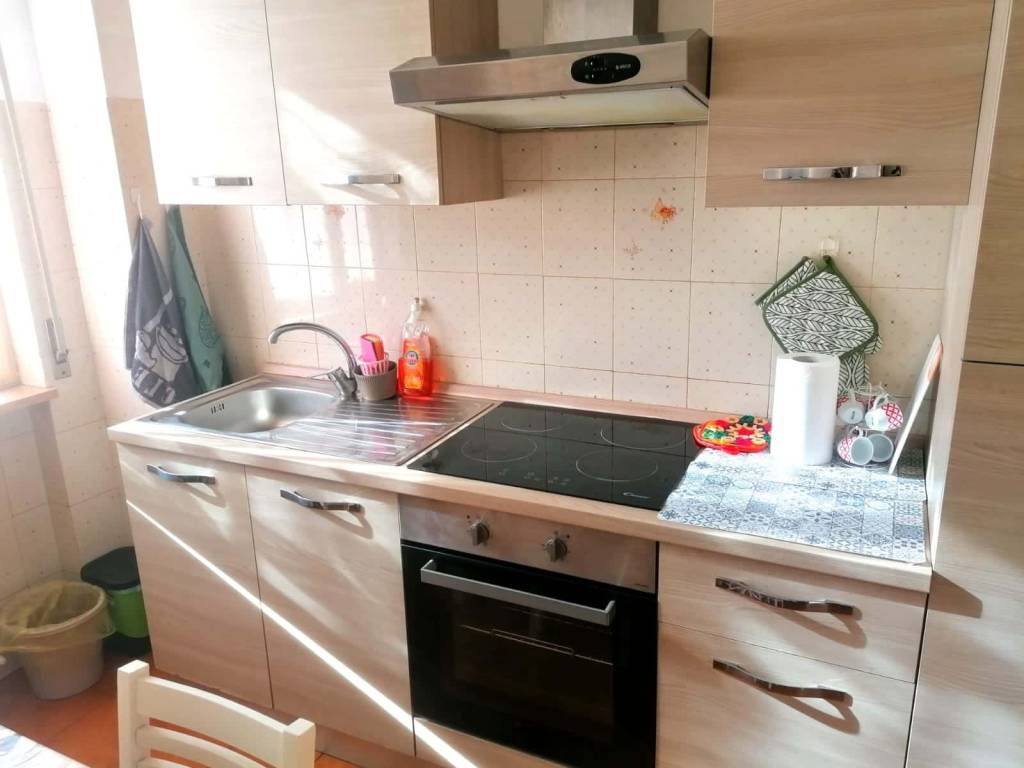 Appartamento a Novara in Via Andrea Falcone - Foto 5